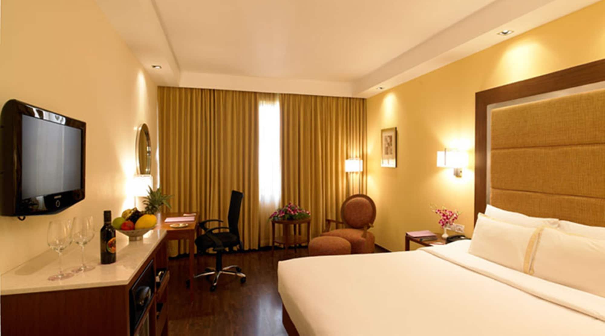 Royal Orchid Central Bangalore, Mg Road Extérieur photo