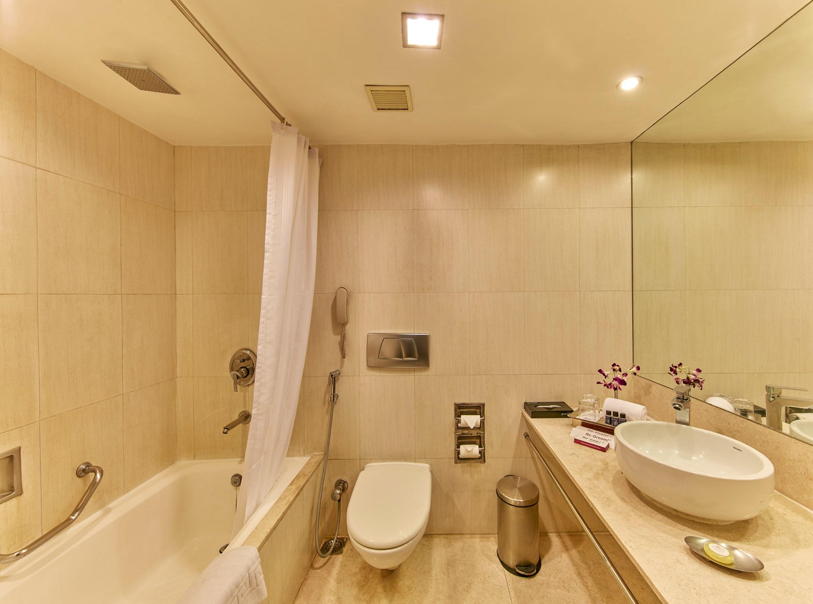 Royal Orchid Central Bangalore, Mg Road Extérieur photo