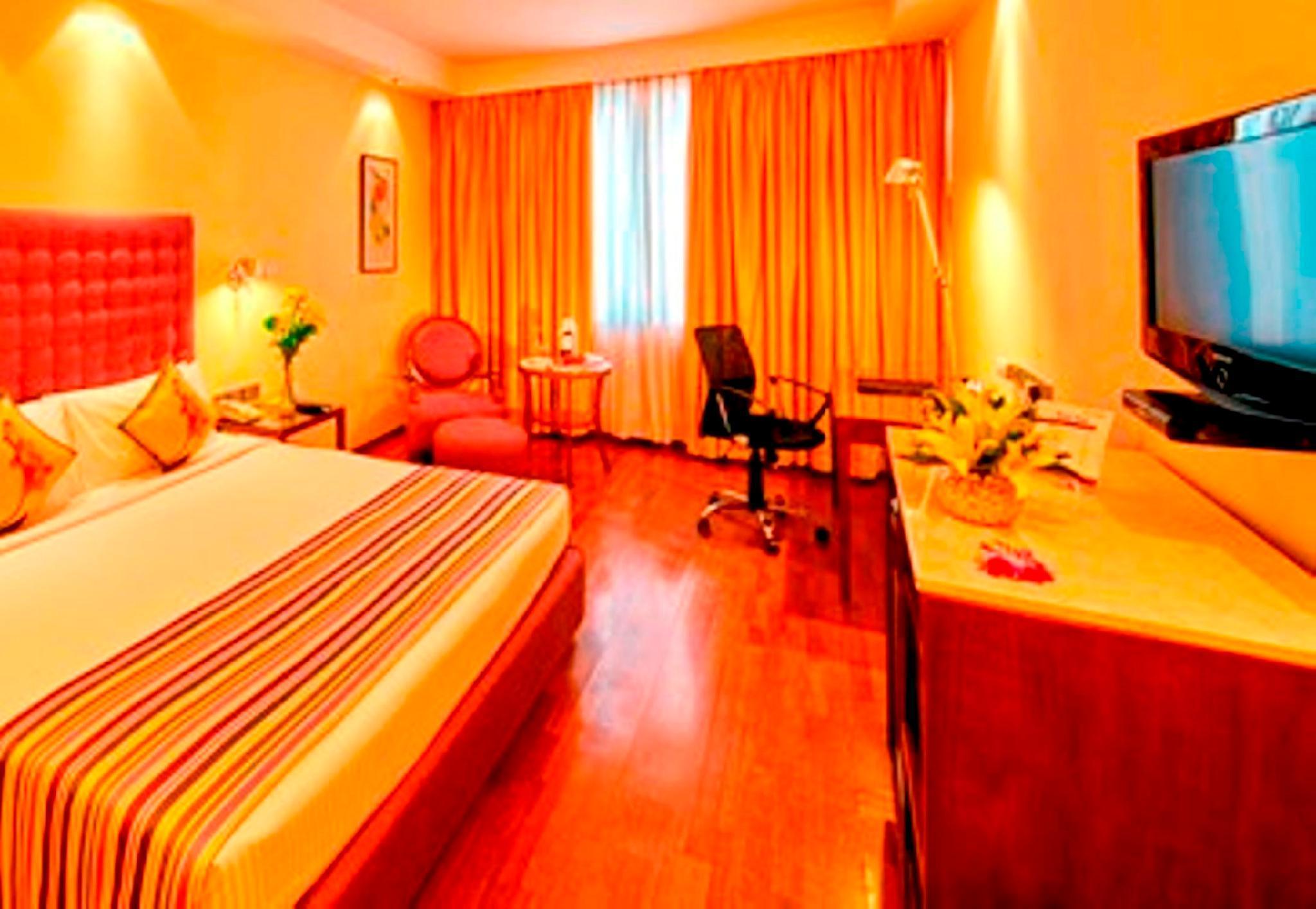 Royal Orchid Central Bangalore, Mg Road Extérieur photo