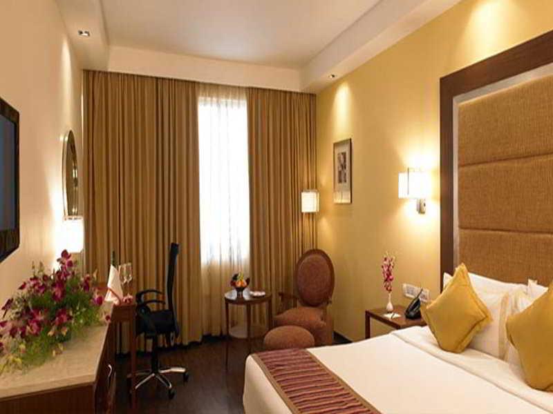 Royal Orchid Central Bangalore, Mg Road Extérieur photo