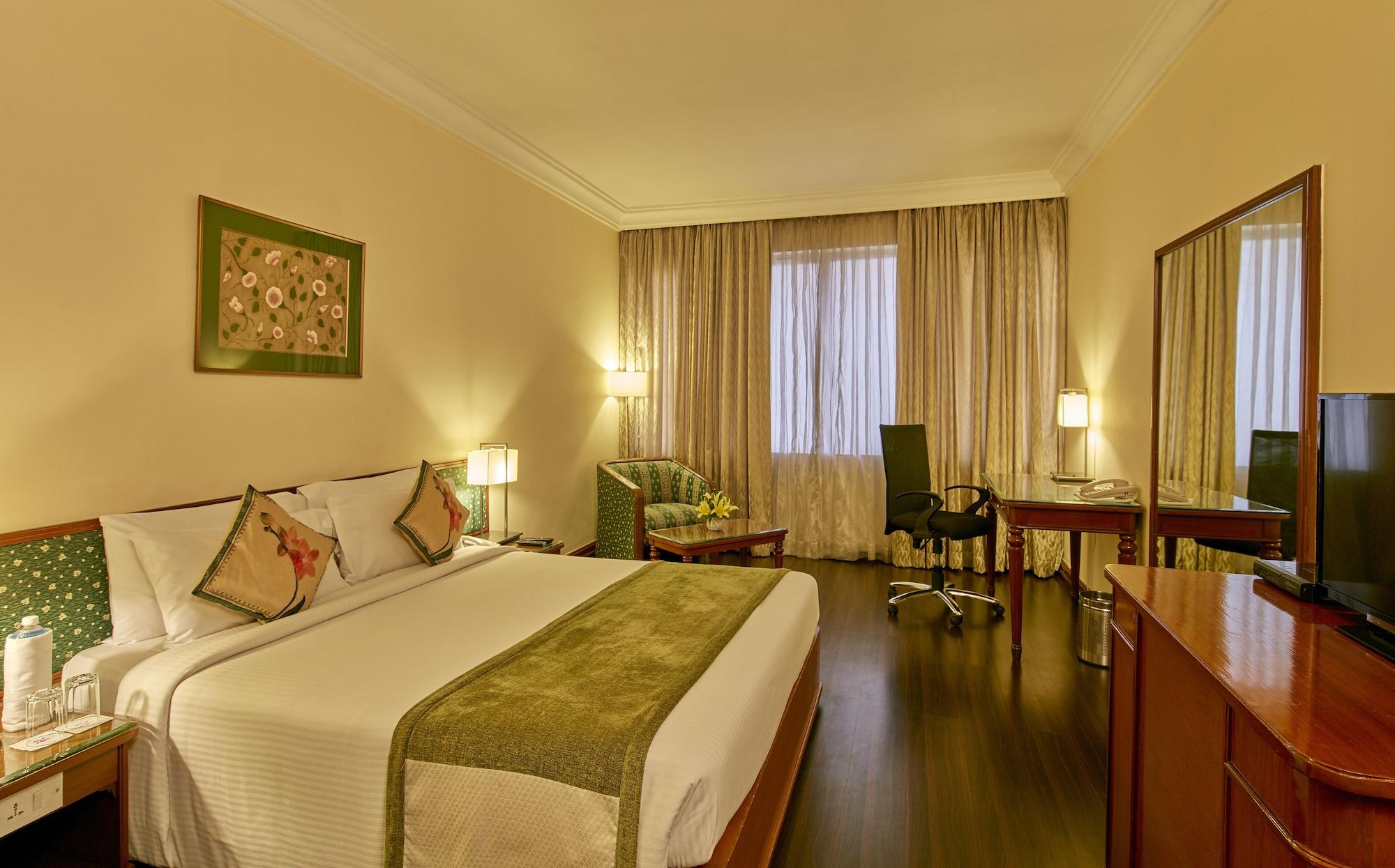 Royal Orchid Central Bangalore, Mg Road Extérieur photo