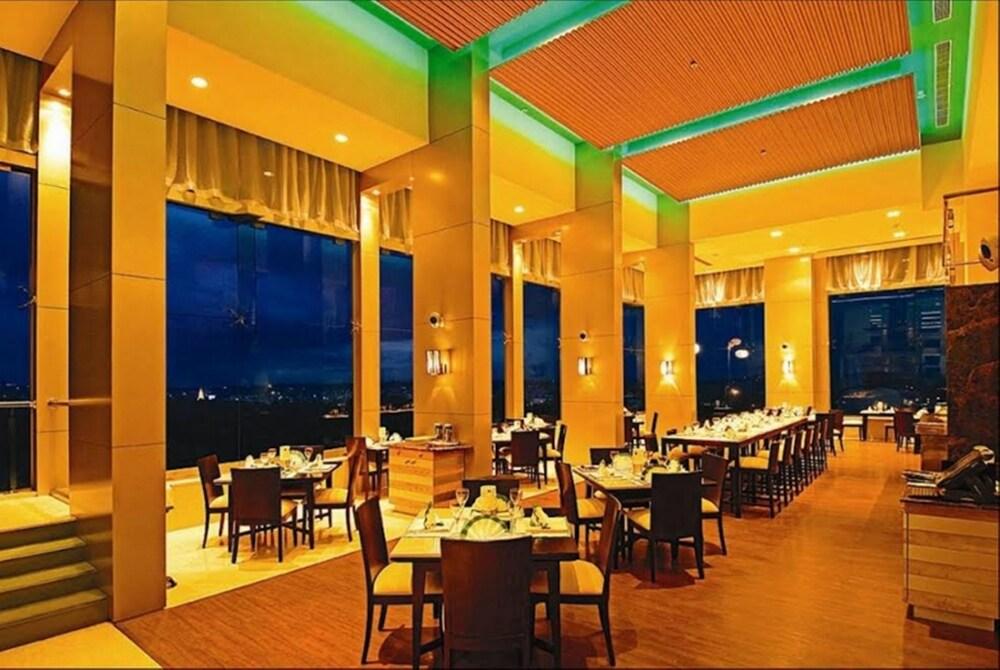 Royal Orchid Central Bangalore, Mg Road Extérieur photo