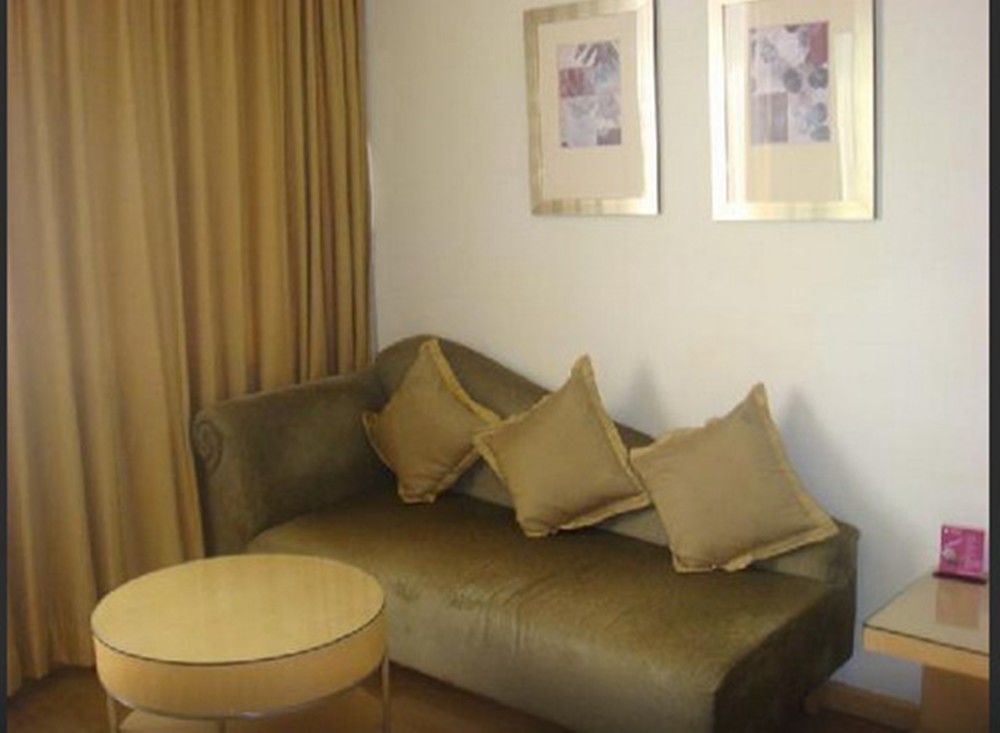 Royal Orchid Central Bangalore, Mg Road Extérieur photo