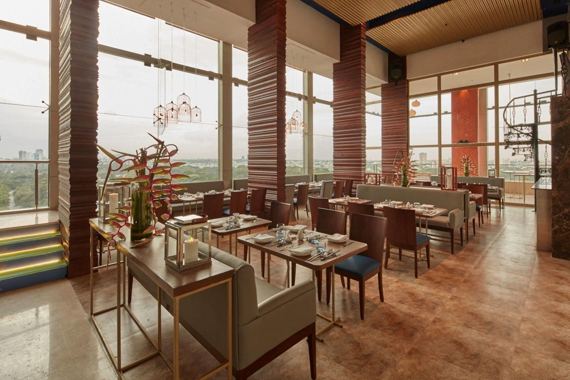 Royal Orchid Central Bangalore, Mg Road Extérieur photo