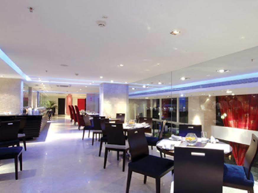 Royal Orchid Central Bangalore, Mg Road Extérieur photo